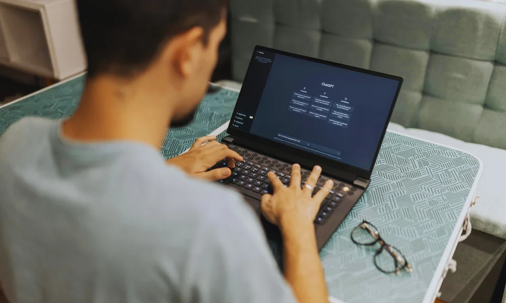Best AI Tools for Students in Dubai (2026 Guide)